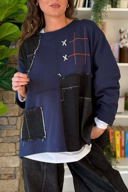 Duran Panel Grid Applique Sweatshirt Navy
